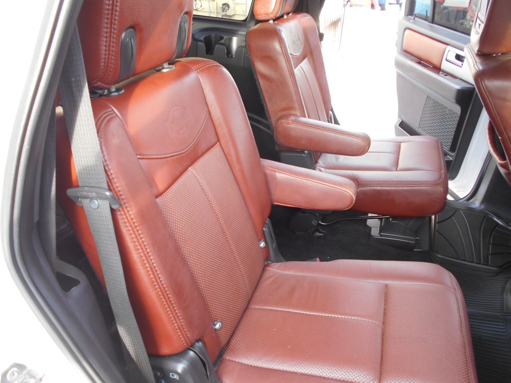 2012 Ford Expedition Image 26