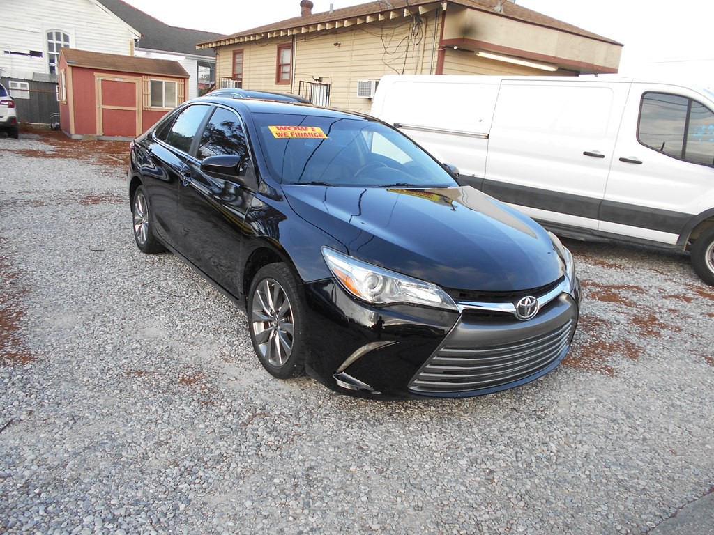 2016 Toyota Camry Image 8