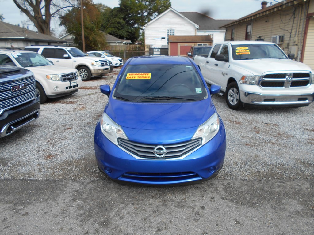 2016 Nissan Versa Image 2