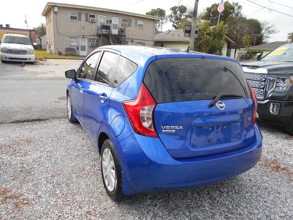 2016 Nissan Versa Image 4