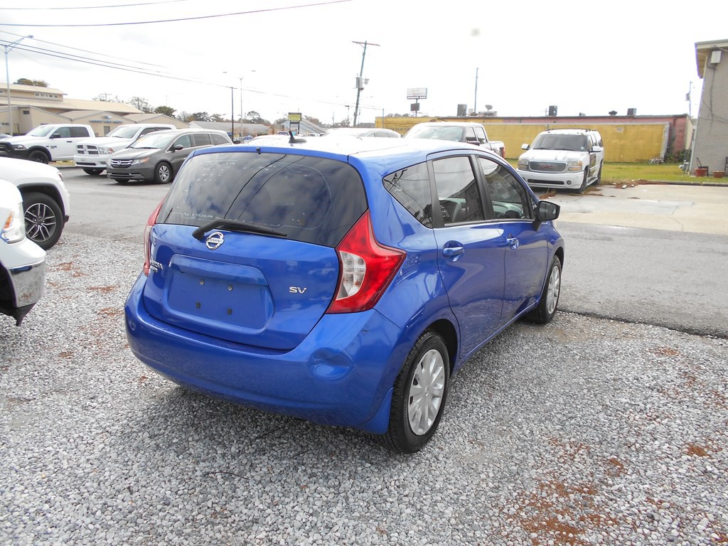 2016 Nissan Versa Image 6
