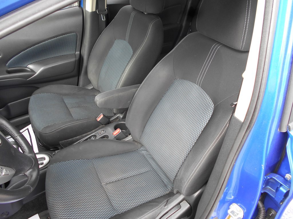 2016 Nissan Versa Image 18