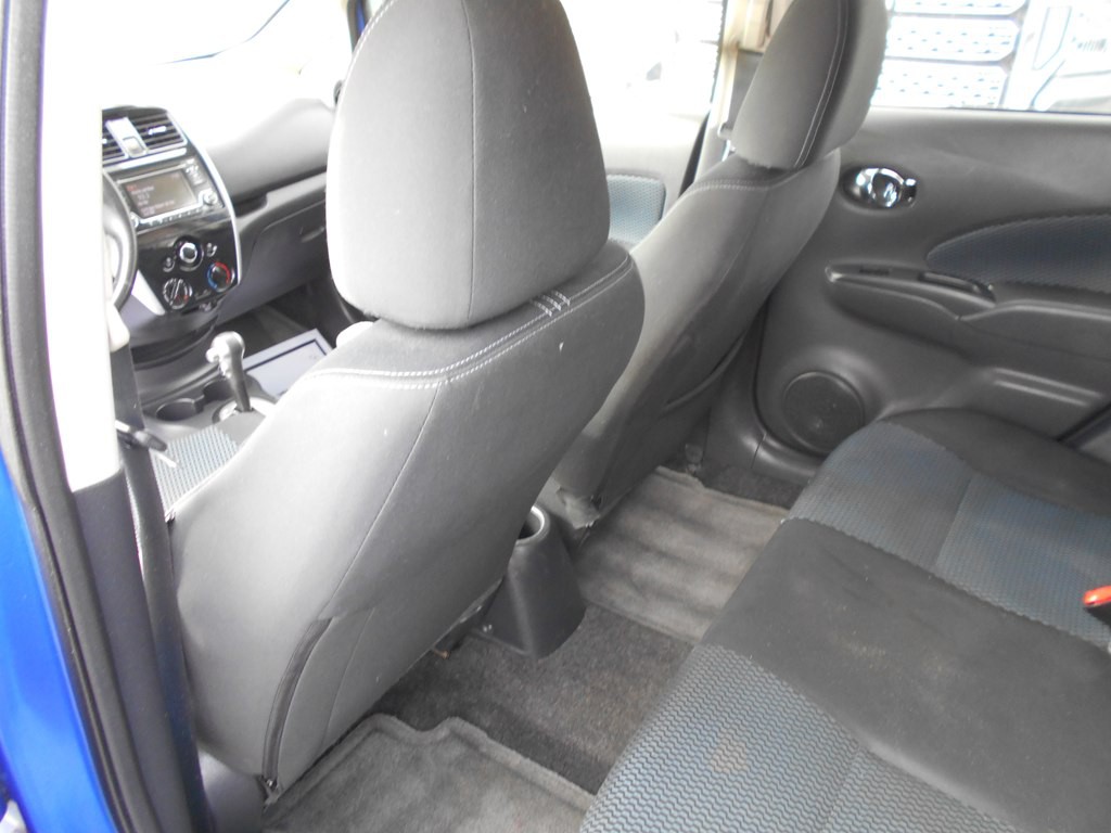 2016 Nissan Versa Image 20