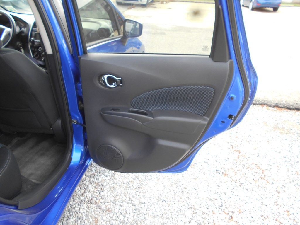 2016 Nissan Versa Image 23