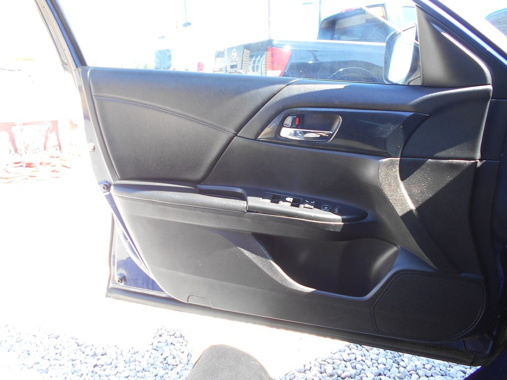 2013 Honda Accord Image 14