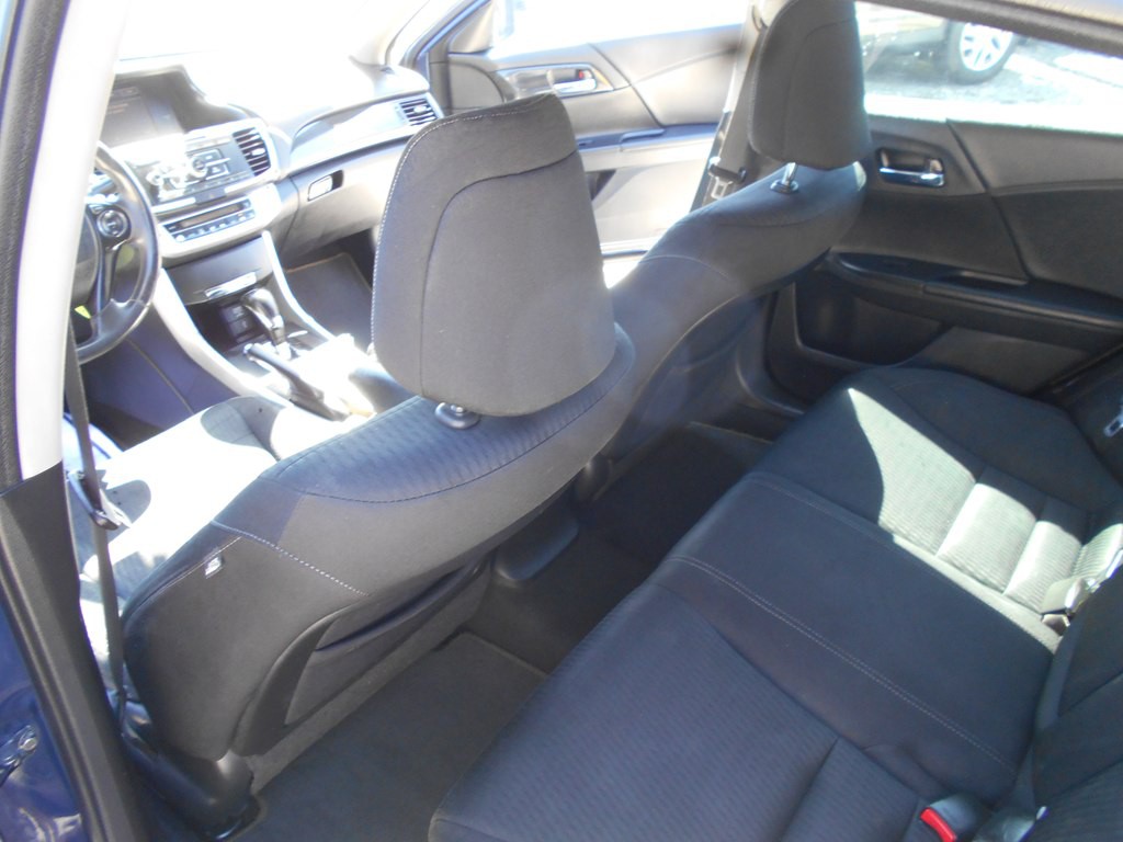 2013 Honda Accord Image 18