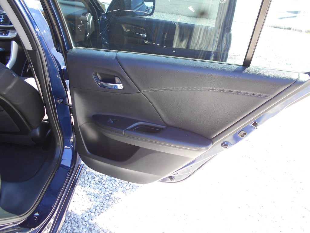 2013 Honda Accord Image 21