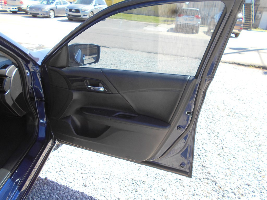 2013 Honda Accord Image 24