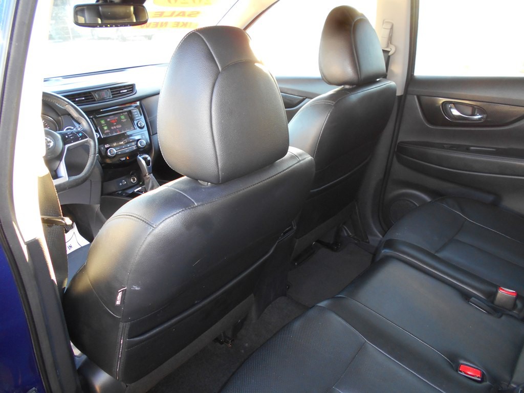 2020 Nissan Rogue Image 17