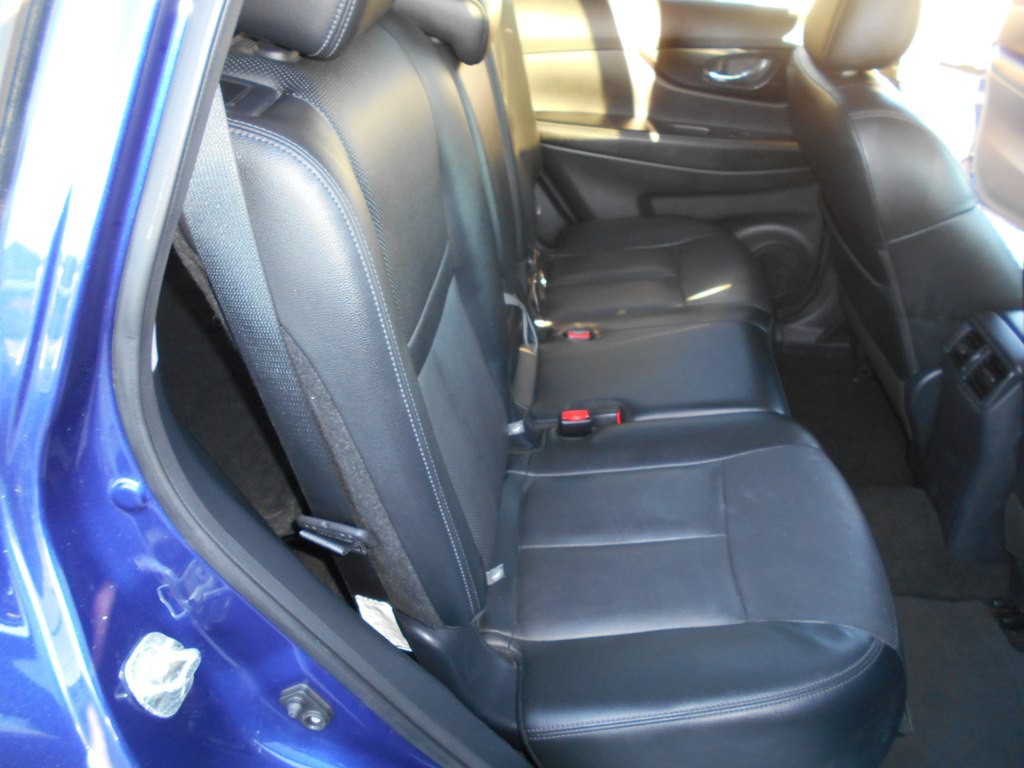 2020 Nissan Rogue Image 21