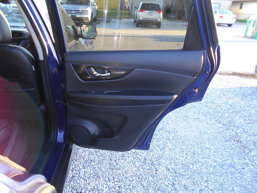 2020 Nissan Rogue Image 22