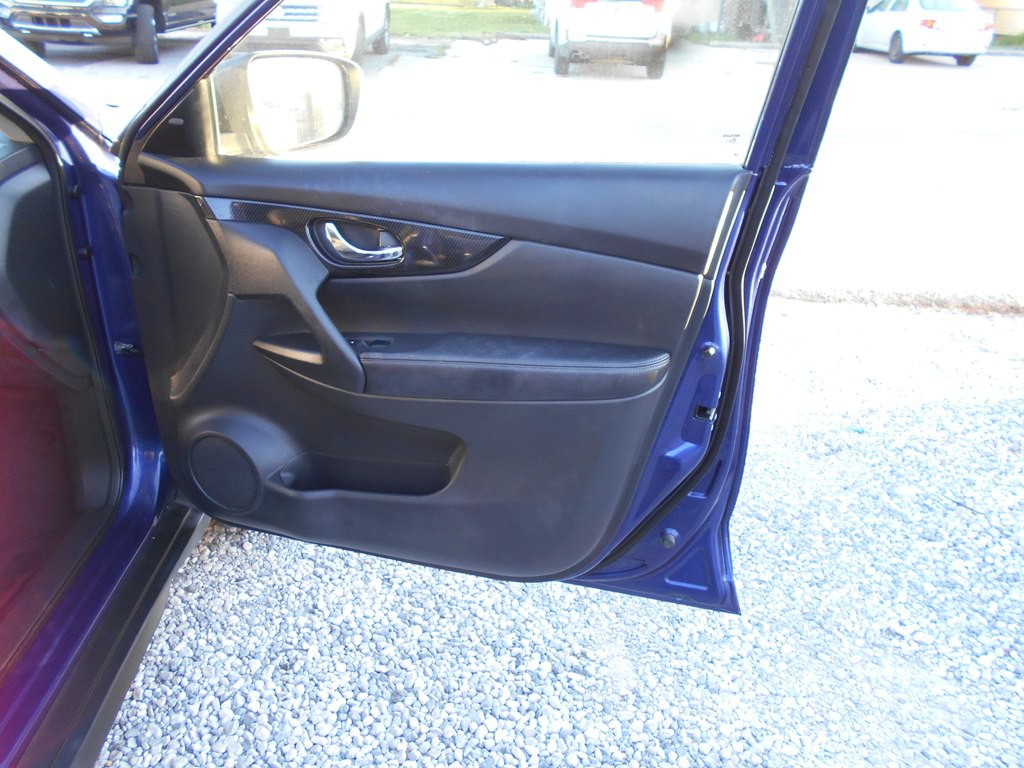 2020 Nissan Rogue Image 23