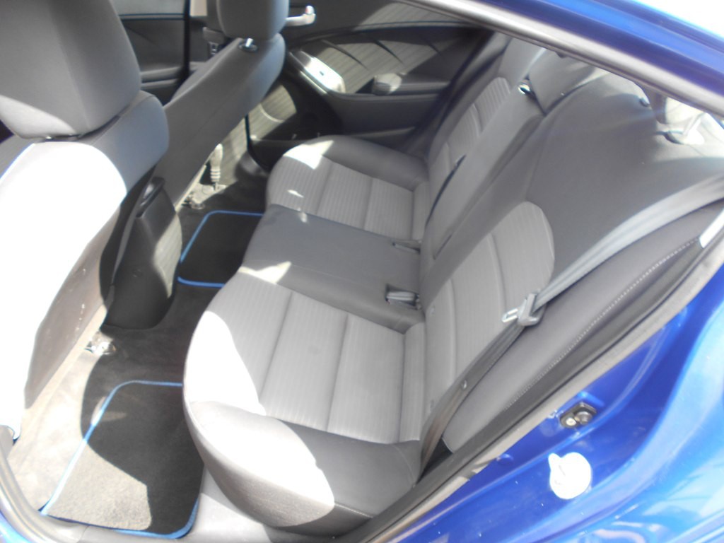 2017 Kia Forte Image 19