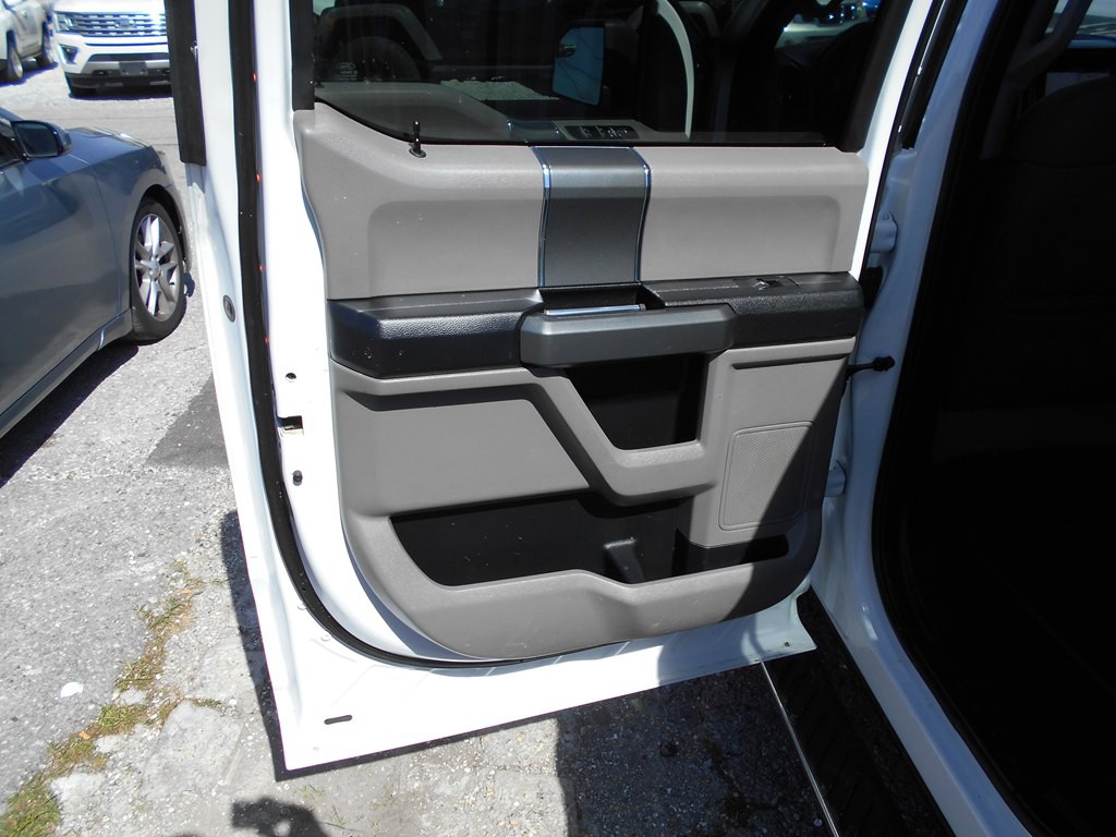 2017 Ford F-150 Image 16