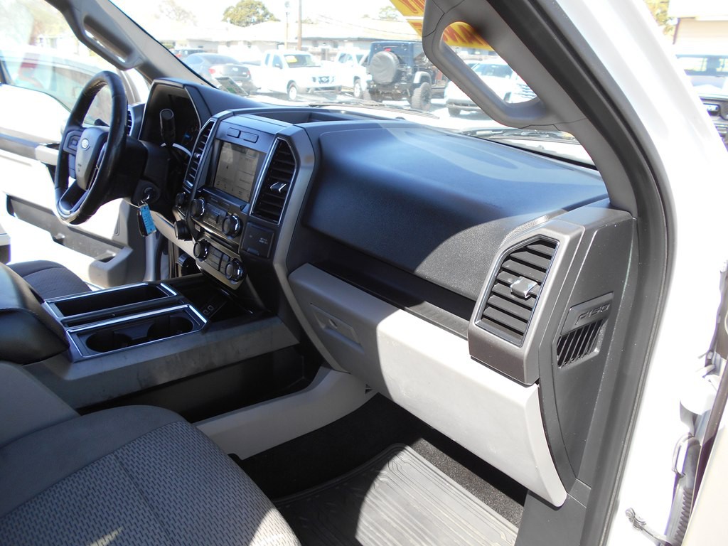 2017 Ford F-150 Image 26