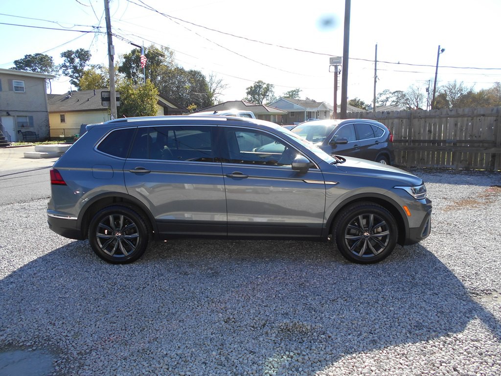 2023 Volkswagen Tiguan Image 2