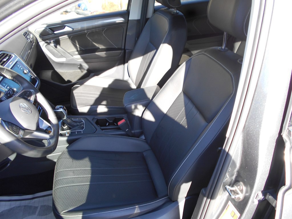 2023 Volkswagen Tiguan Image 17