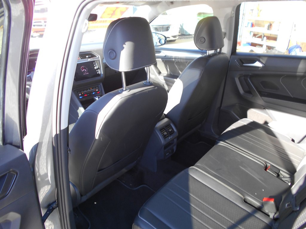 2023 Volkswagen Tiguan Image 19