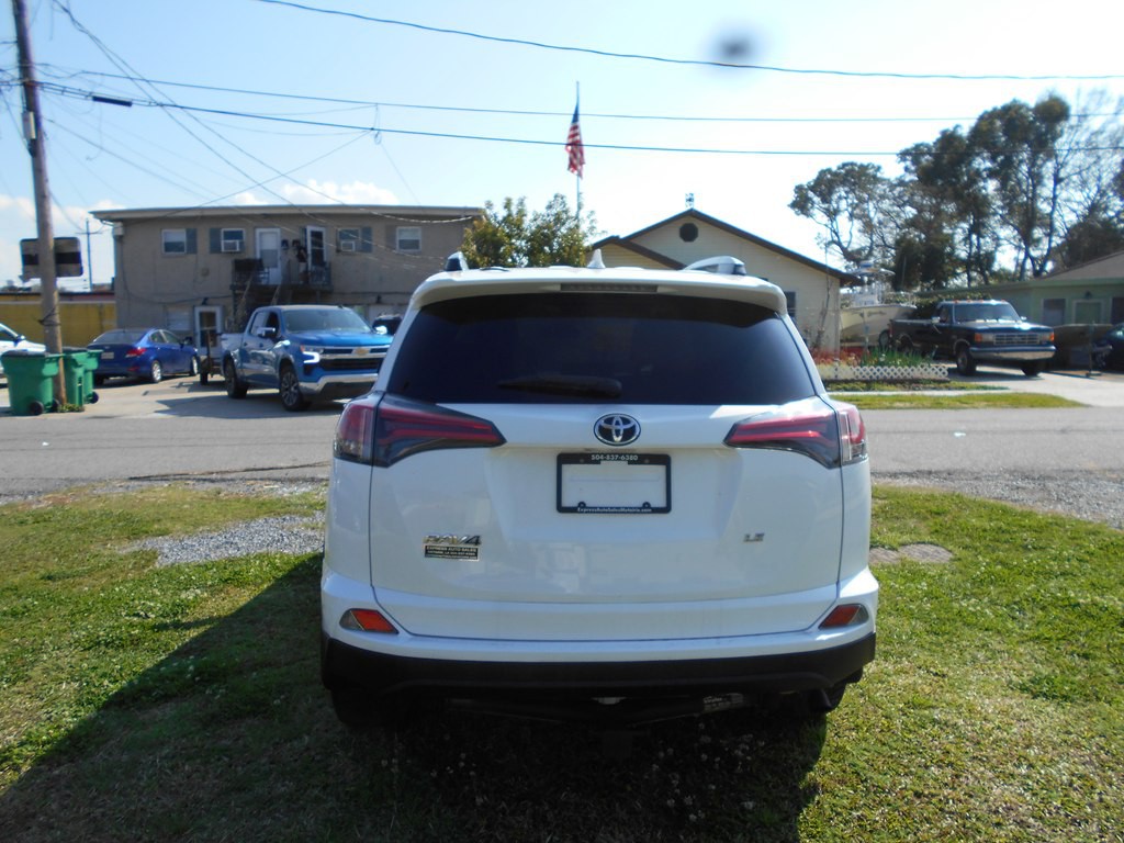 2018 Toyota Rav4 Image 7