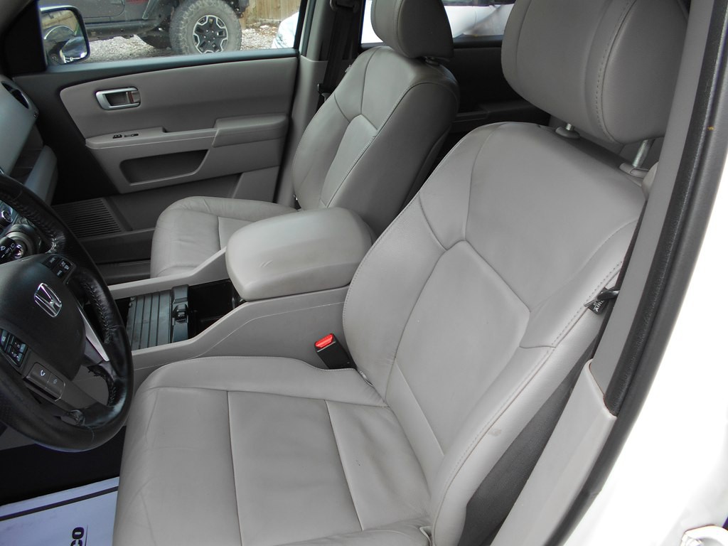 2014 Honda Pilot Image 18