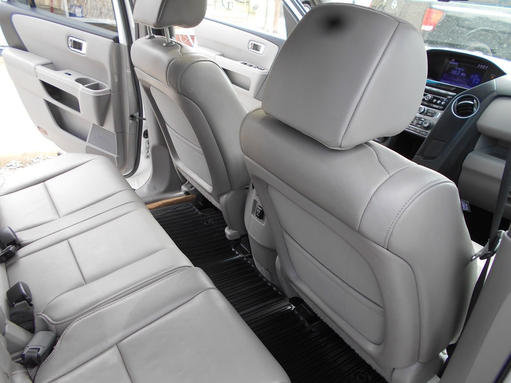 2014 Honda Pilot Image 25