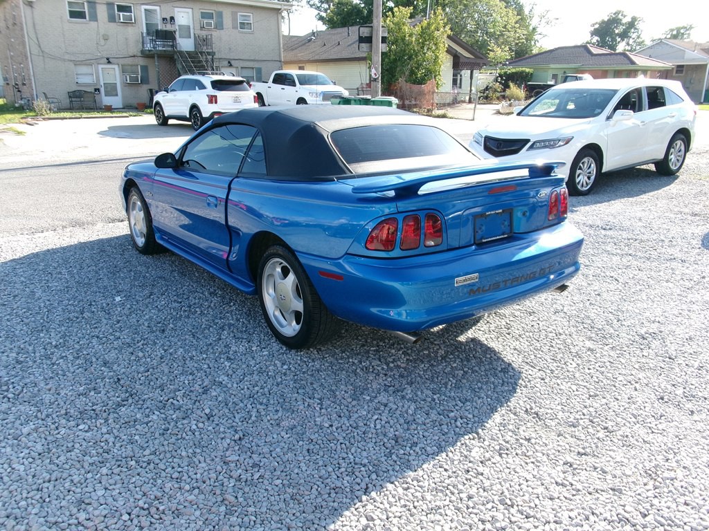 1998 Ford Mustang Image 4