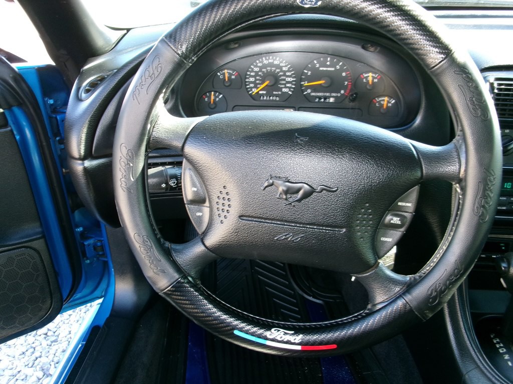 1998 Ford Mustang Image 12