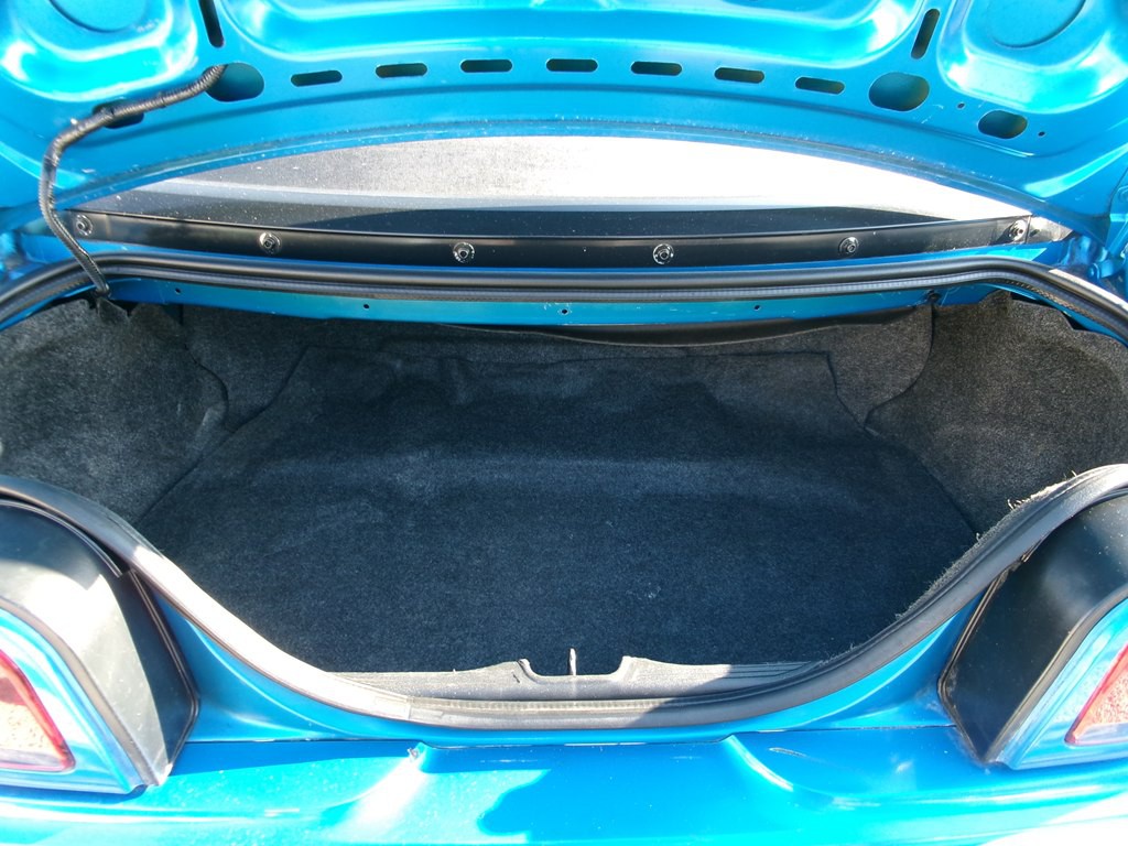 1998 Ford Mustang Image 19