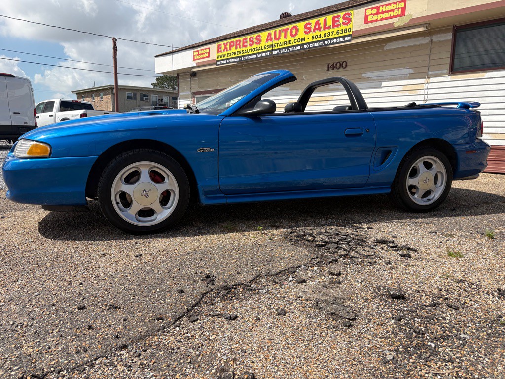 1998 Ford Mustang Image 25