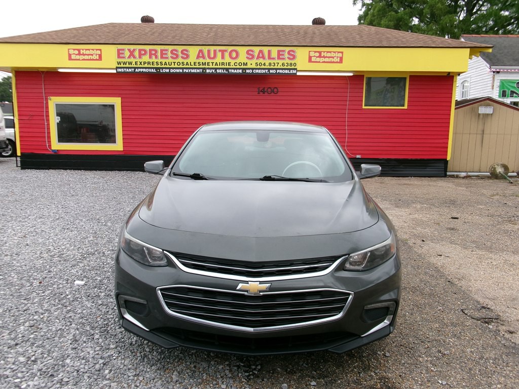 2018 Chevrolet Malibu Image 3