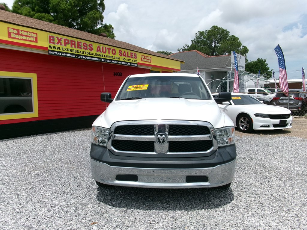 2016 RAM 1500 Image 3