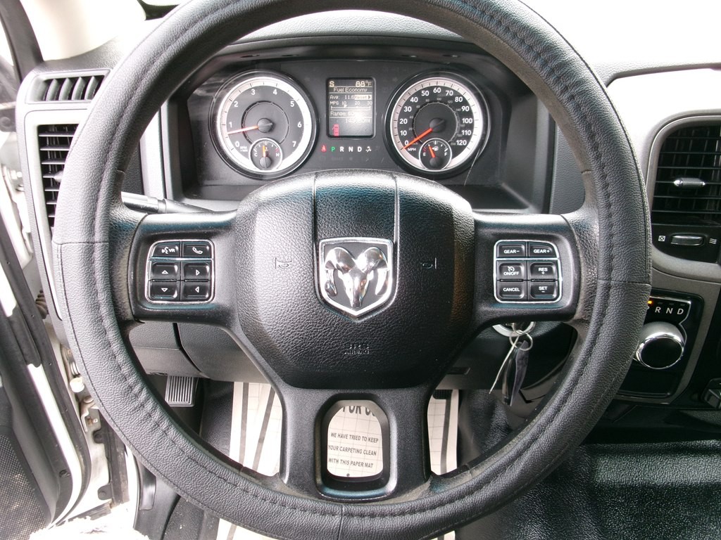 2016 RAM 1500 Image 12