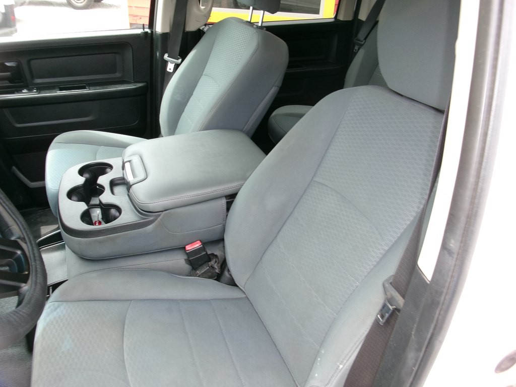 2016 RAM 1500 Image 17