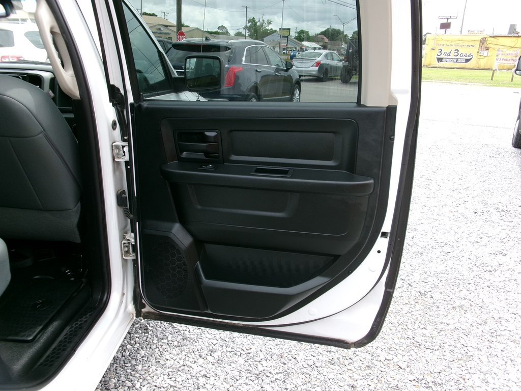 2016 RAM 1500 Image 21
