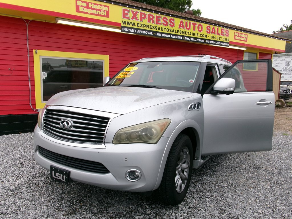 2011 INFINITI QX56 Image 2