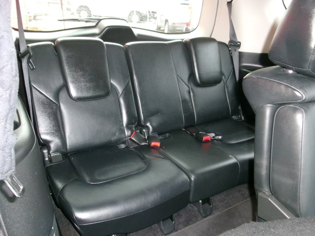 2011 INFINITI QX56 Image 26