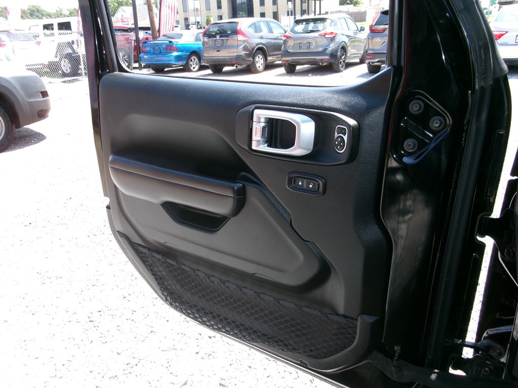2018 Jeep Wrangler Unlimited Image 16