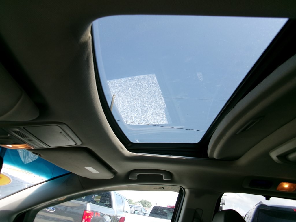 2012 Honda Odyssey Image 17