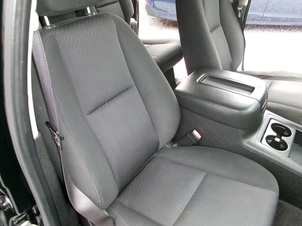 2013 Chevrolet Suburban Image 25