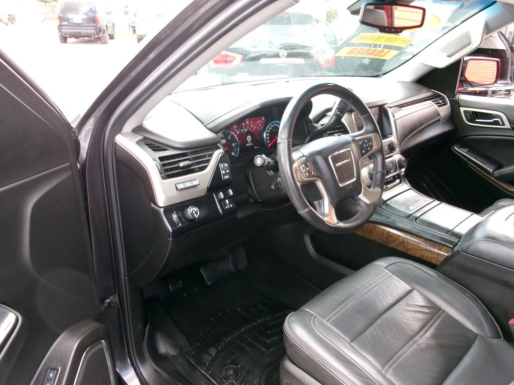2018 GMC Yukon Image 18