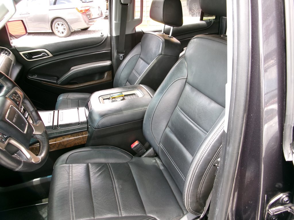 2018 GMC Yukon Image 19