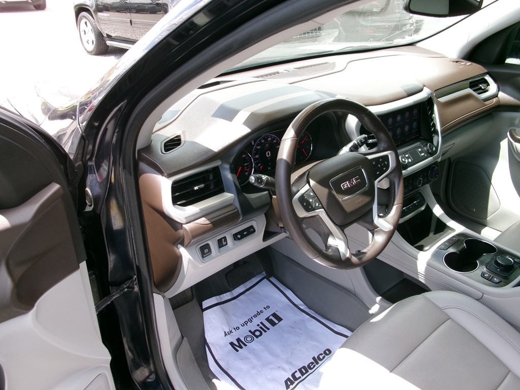 2021 GMC Acadia Image 16