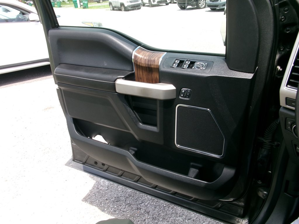 2018 Ford F-150 Image 18
