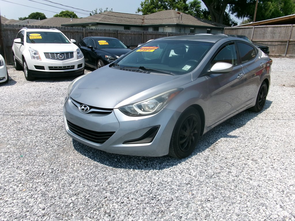 2016 Hyundai Elantra Image 3