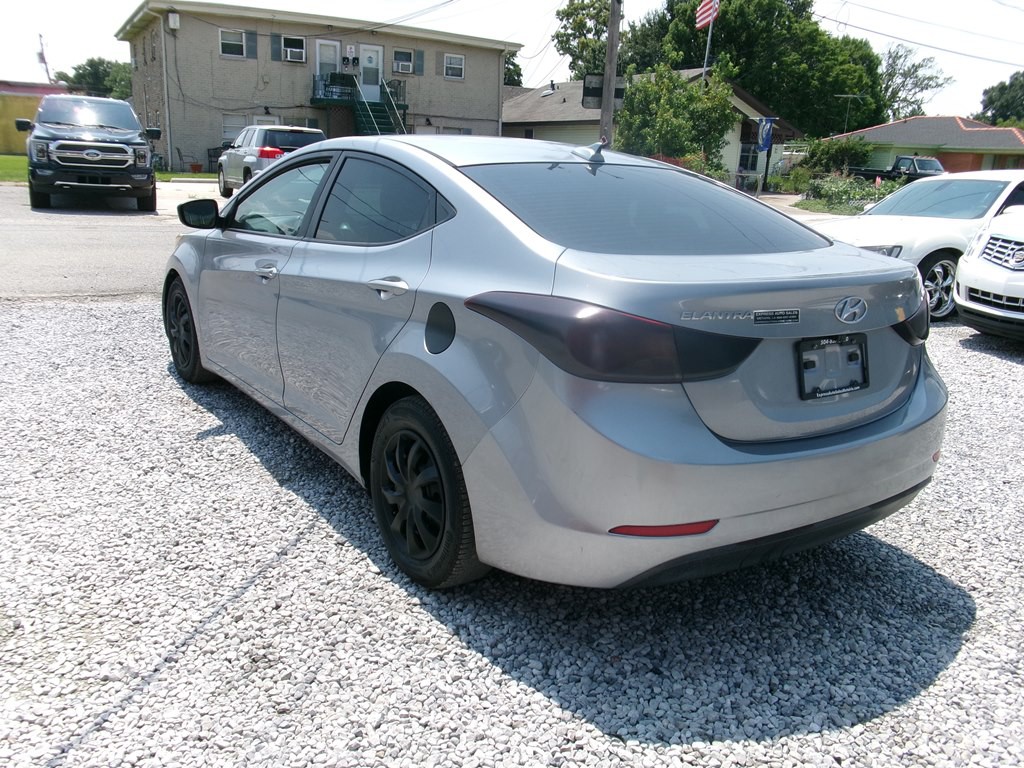 2016 Hyundai Elantra Image 5