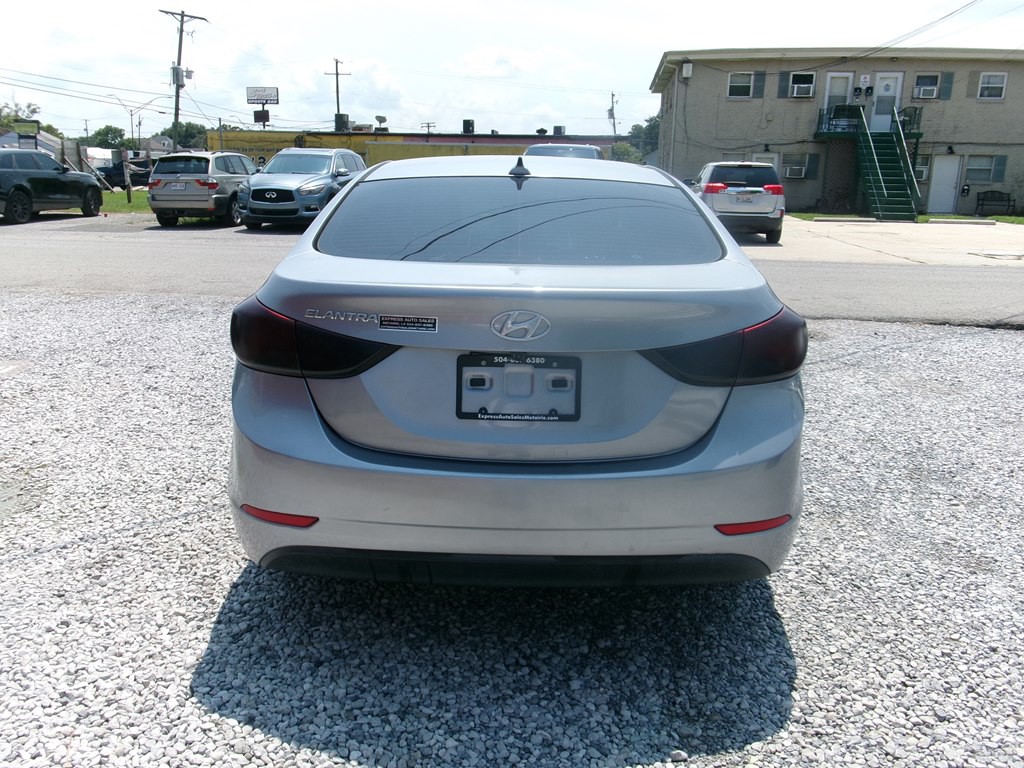 2016 Hyundai Elantra Image 6