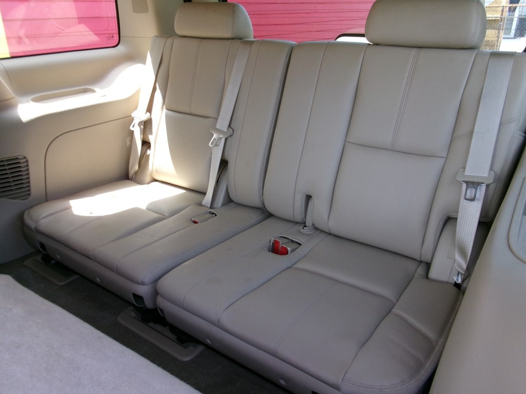 2012 Chevrolet Tahoe Image 19