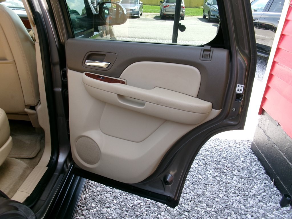 2012 Chevrolet Tahoe Image 24