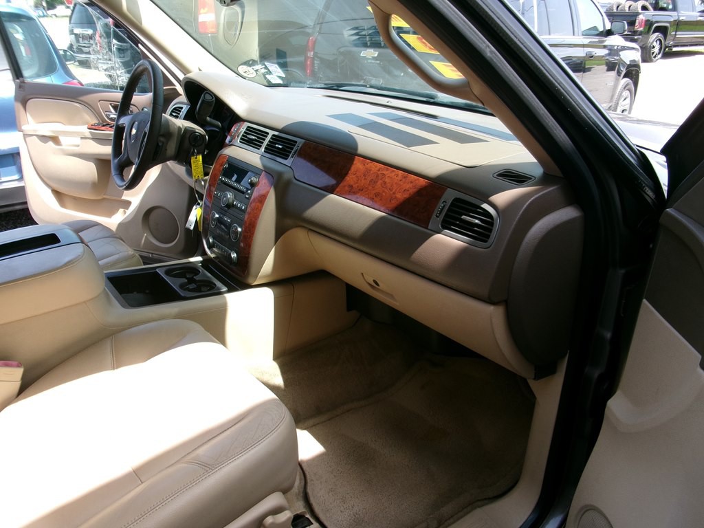 2012 Chevrolet Tahoe Image 30