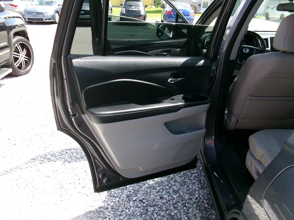 2017 Honda Pilot Image 20